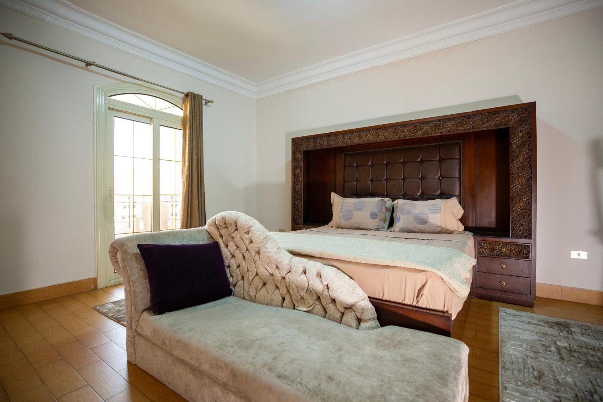 Comfortable 3br New Prime Spot Apartment *