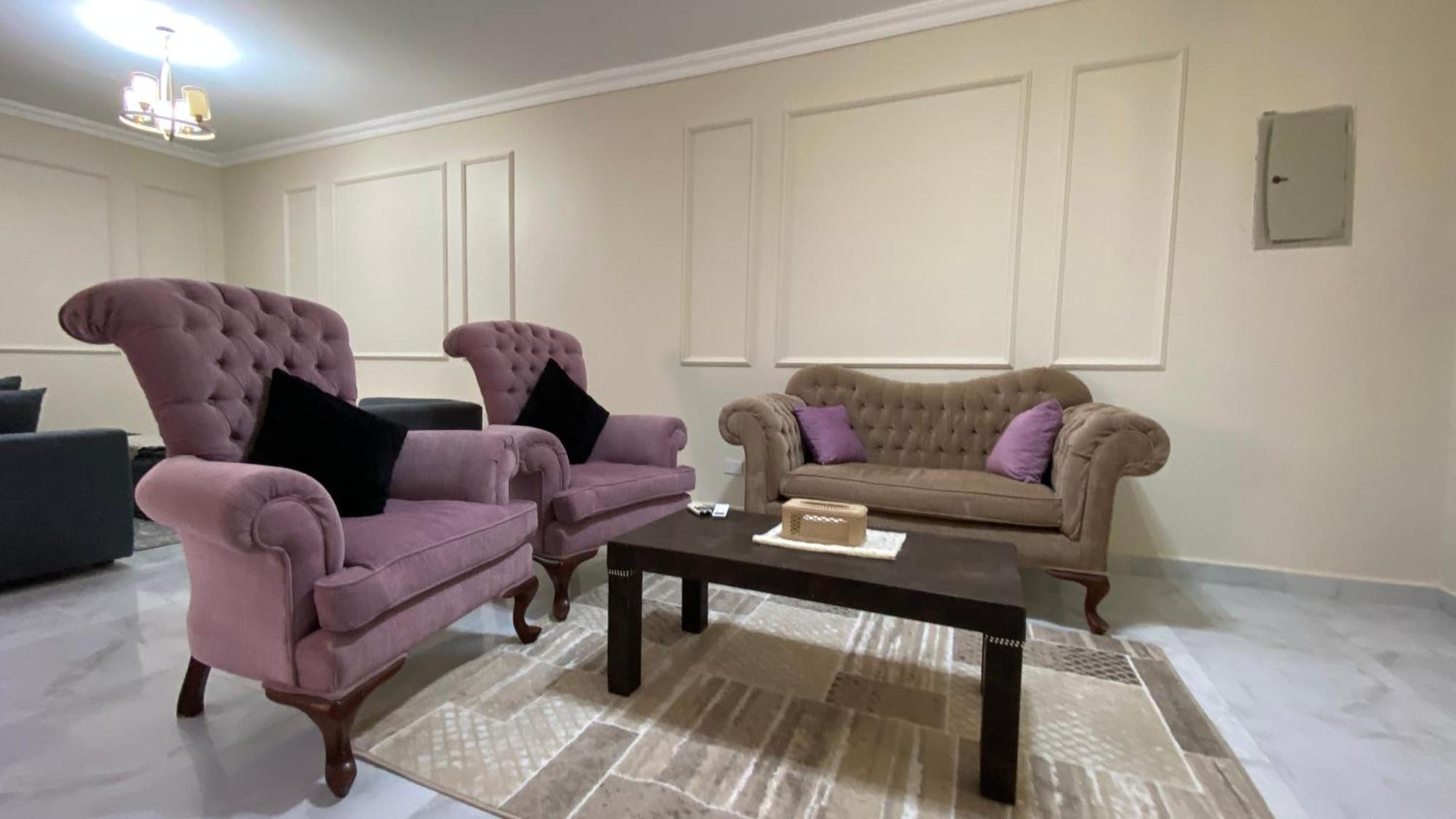 Comfortable 3br New Prime Spot Apartment *