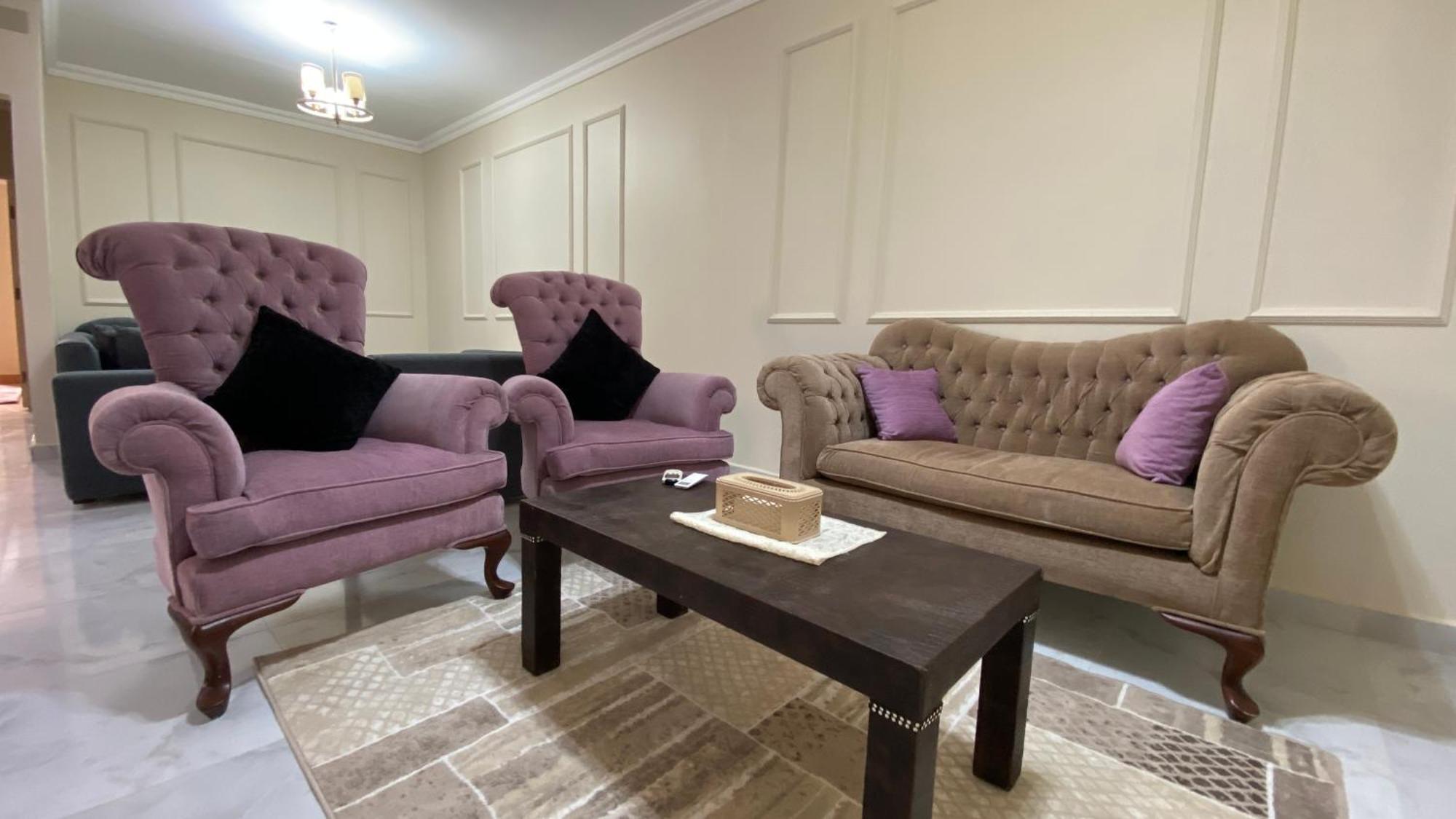 Comfortable 3br New Prime Spot Apartment *