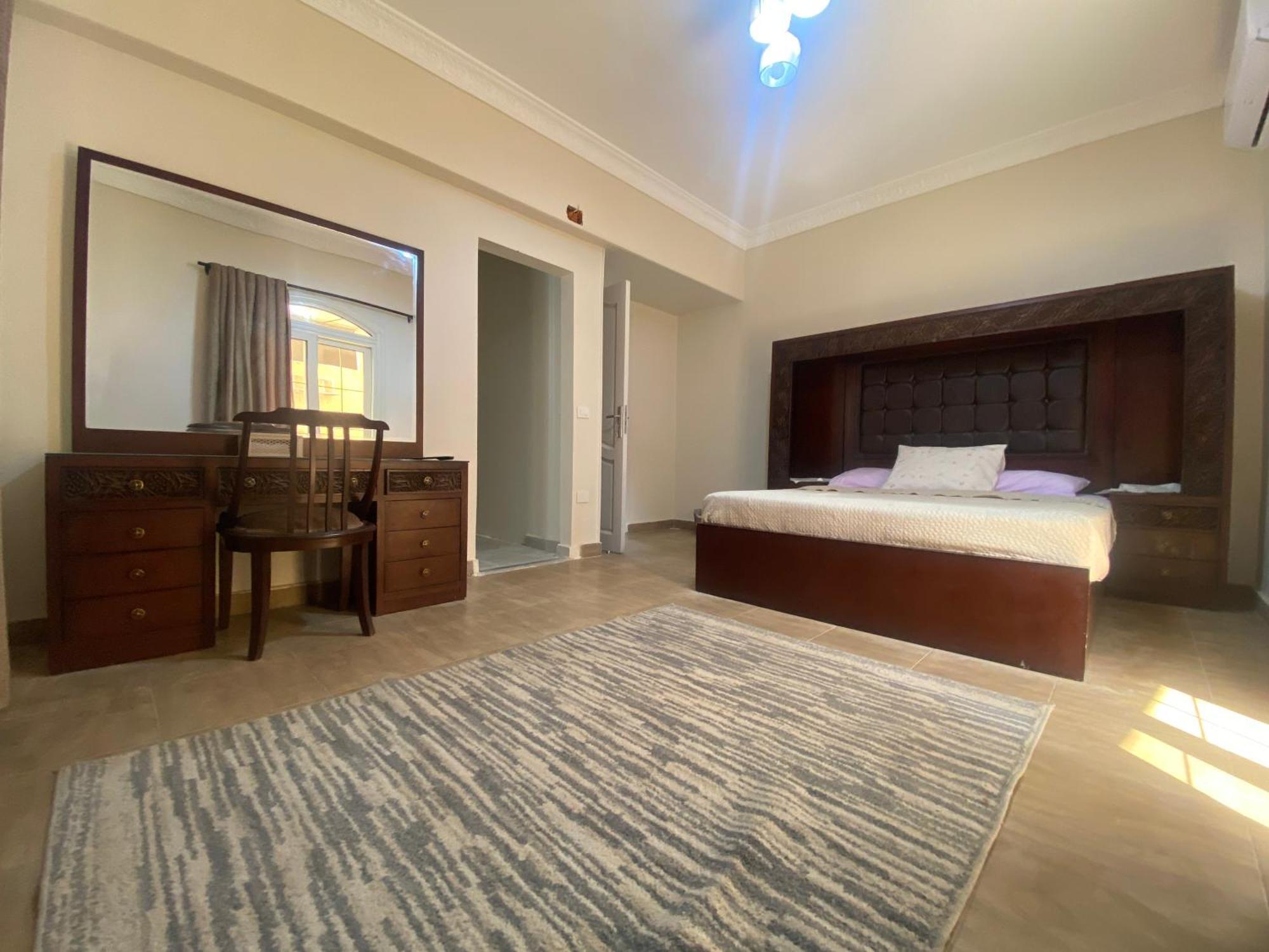 Comfortable 3br New Prime Spot Apartment *