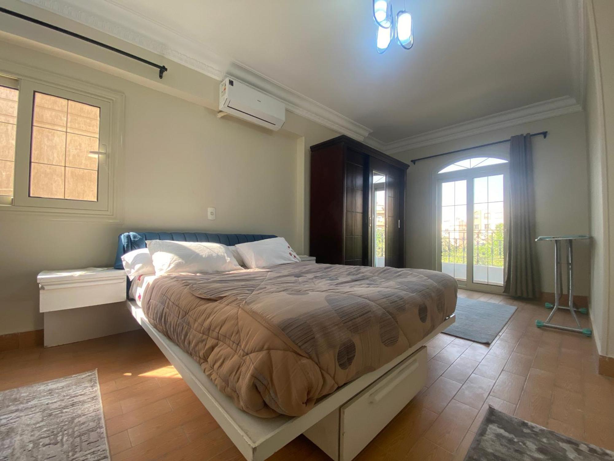 Apartment Comfortable 3br New Prime Spot Kairo