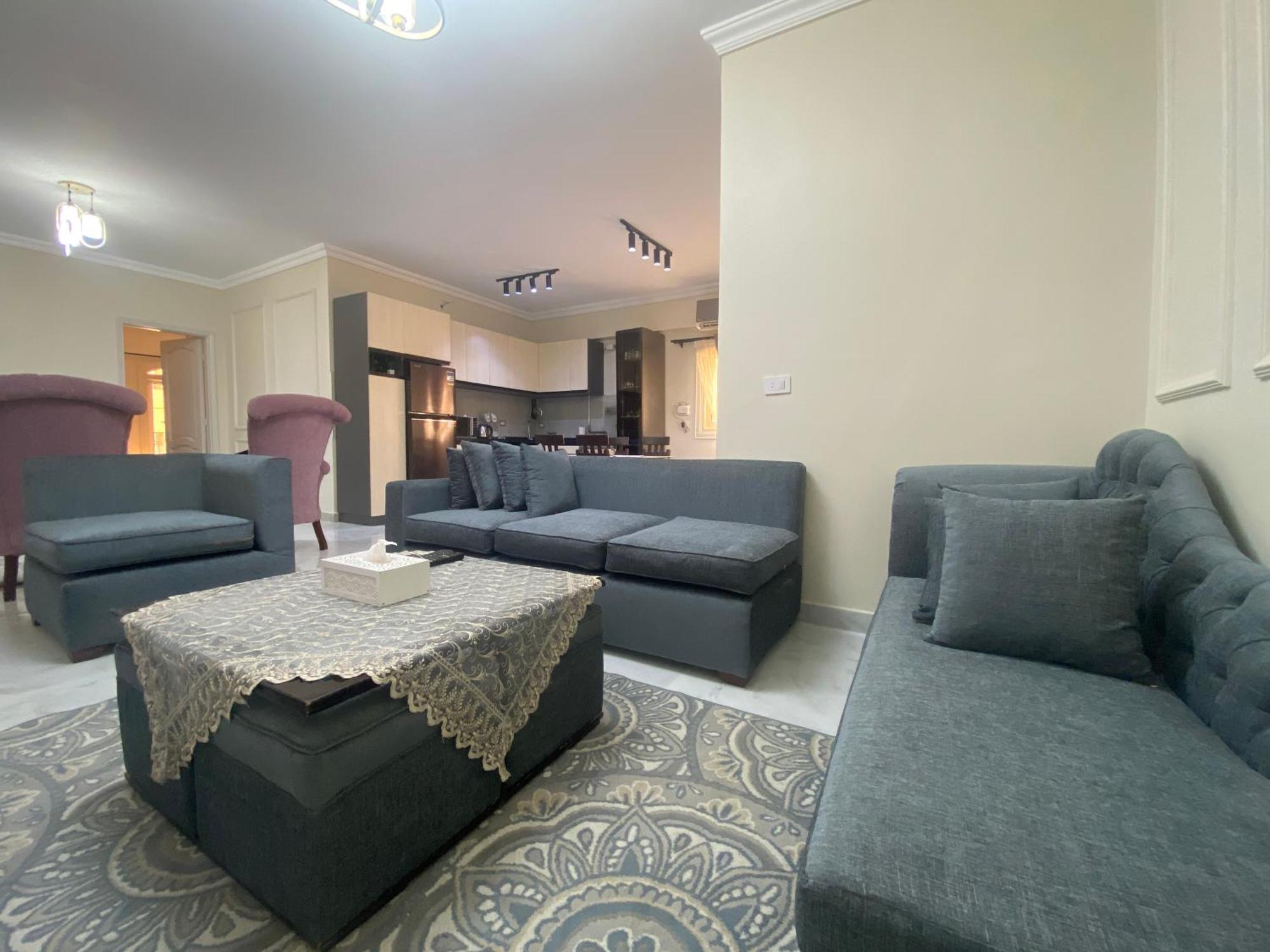 Comfortable 3br New Prime Spot Kairo
